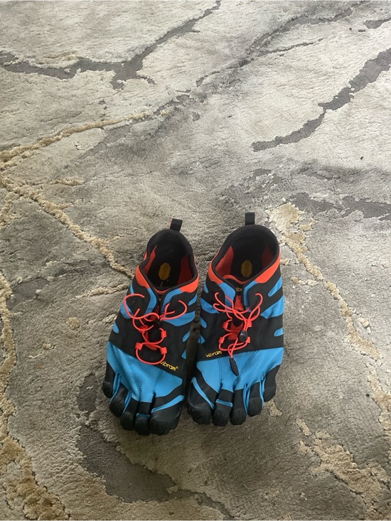Vibram Five Fingers Shoe main image 11